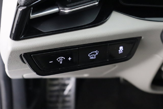 Used 2023 Kia Niro Wave FWD image 22