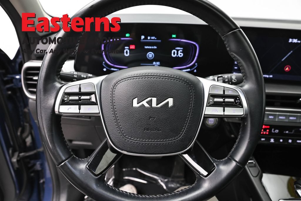 Used 2025 Kia Telluride S FWD image 10