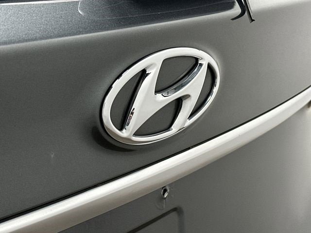 Used 2020 Hyundai Santa Fe SEL w/ Convenience + Premium Package image 27