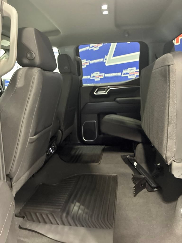 Used 2026 Chevrolet Silverado 1500 LT AWD/4WD image 37