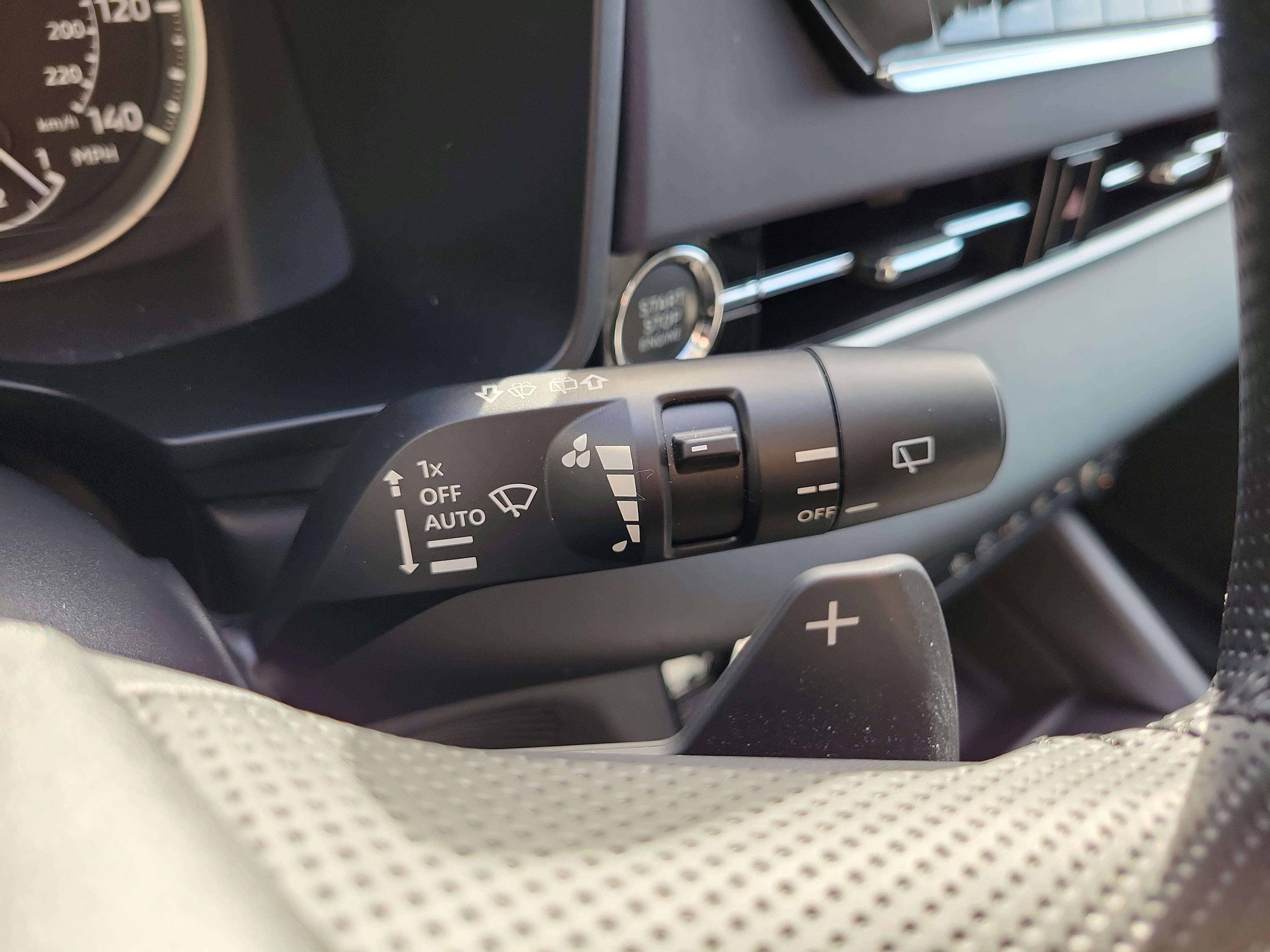 Used 2023 Mitsubishi Outlander SE AWD/4WD image 27