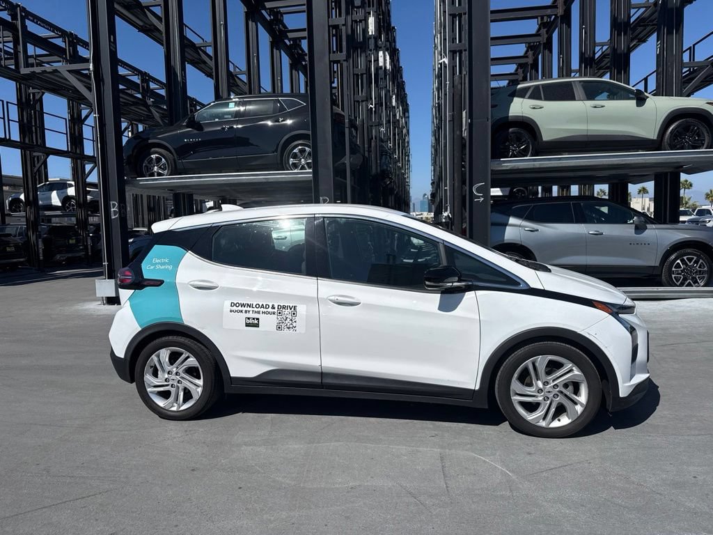 Used 2023 Chevrolet Bolt LT w/ Driver Confidence Package FWD image 4