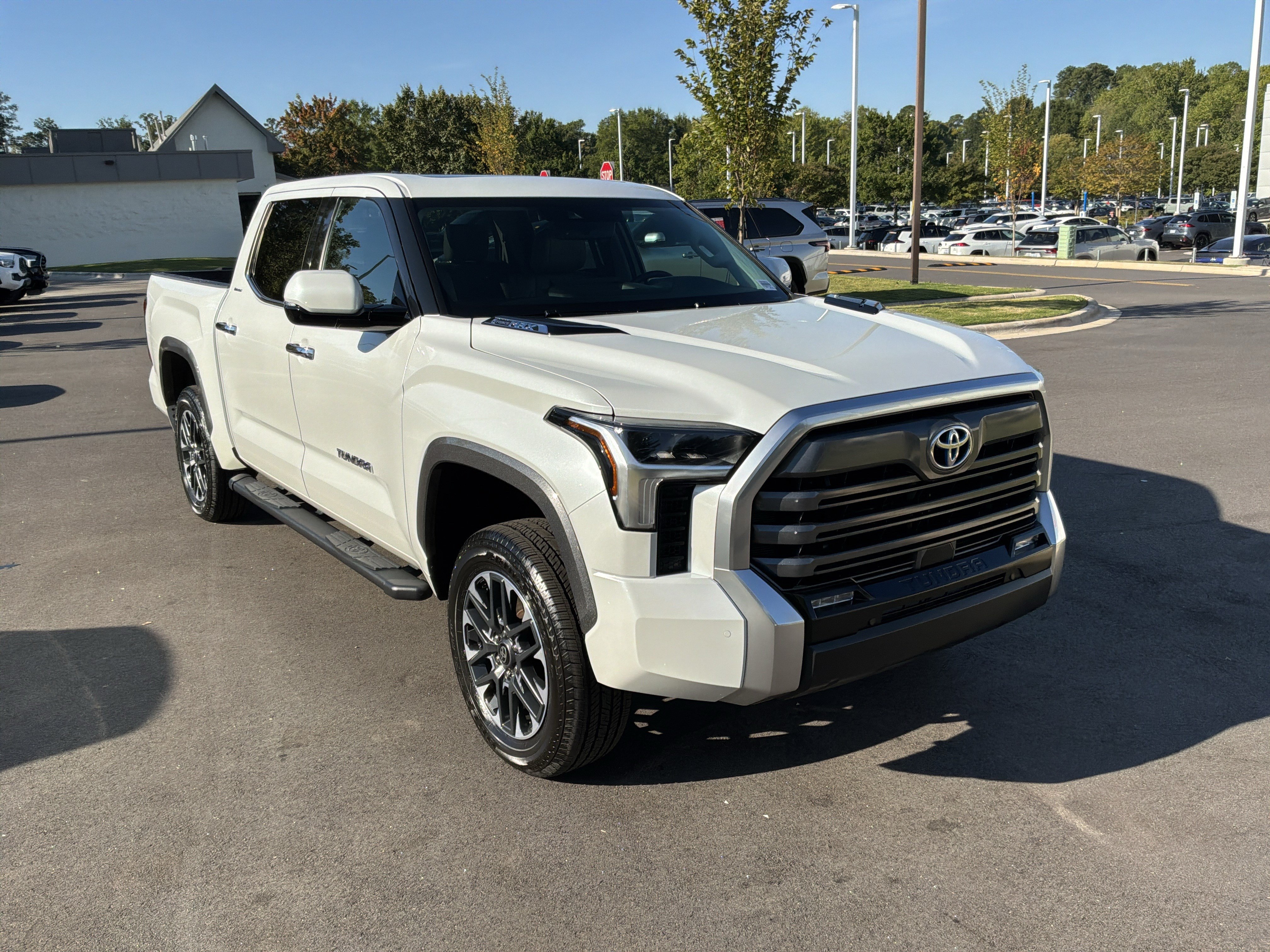 Used 2023 Toyota Tundra Limited w/ Power Package AWD/4WD image 2