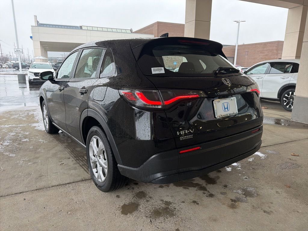 Certified 2024 Honda HR-V LX image 3