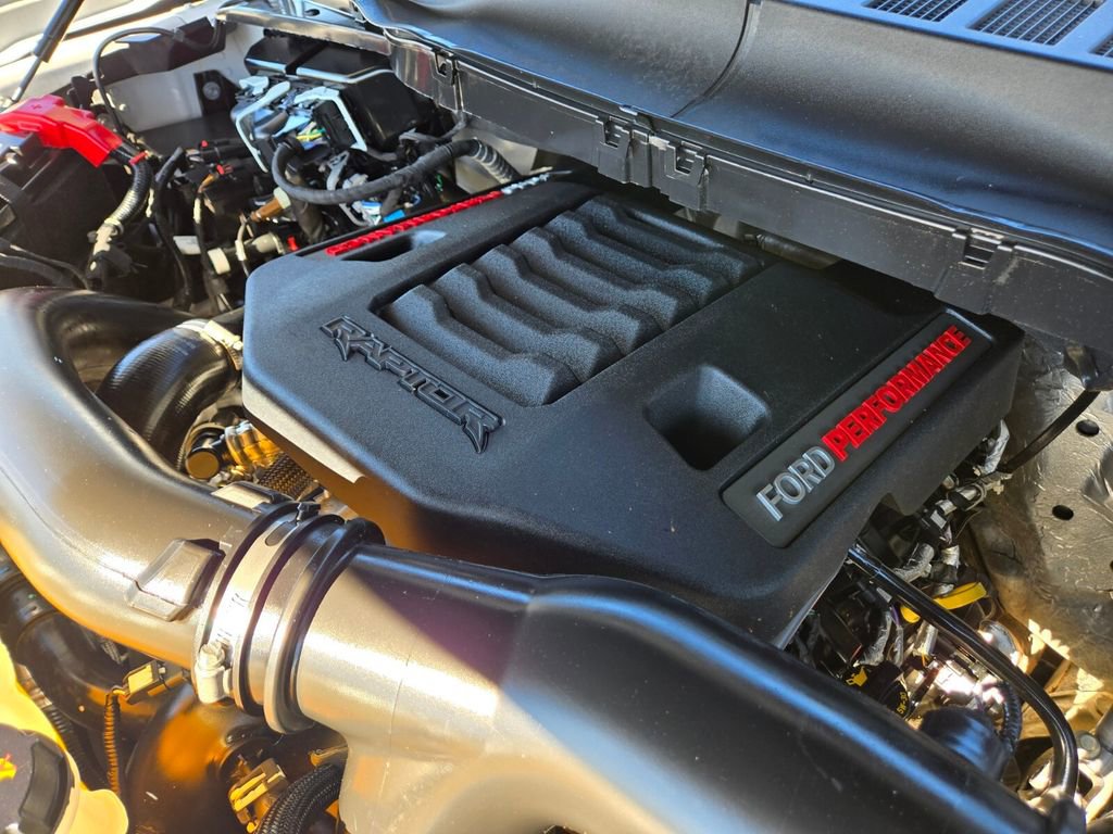 Used 2025 Ford F150 Raptor image 18