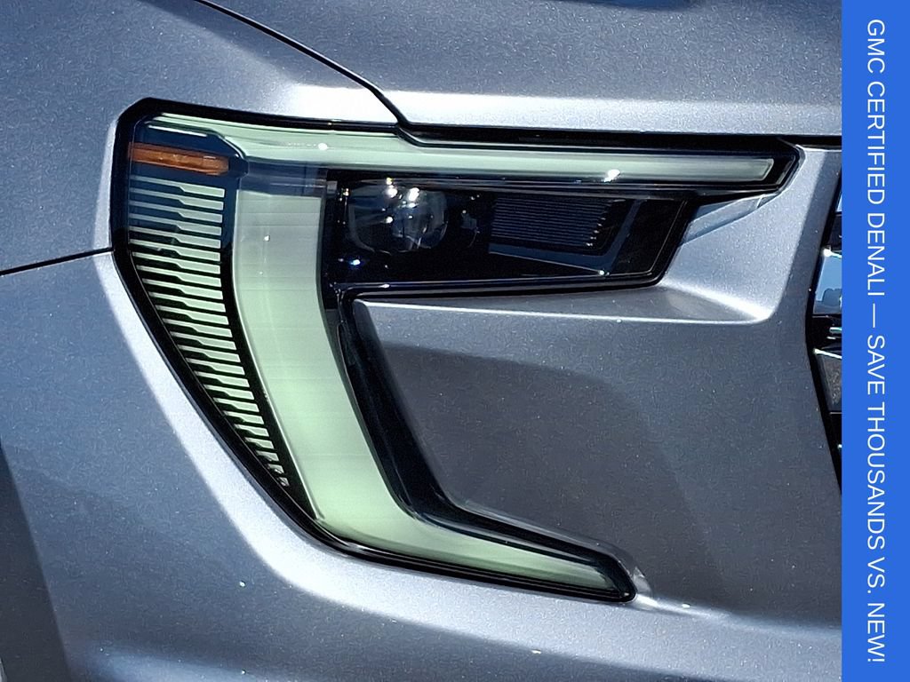 Certified 2024 GMC Acadia Denali FWD image 9