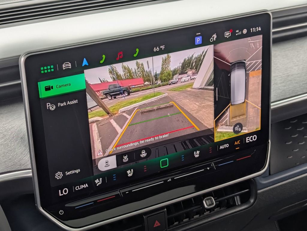 New 2025 Volkswagen ID. Buzz Pro S Plus AWD/4WD image 19
