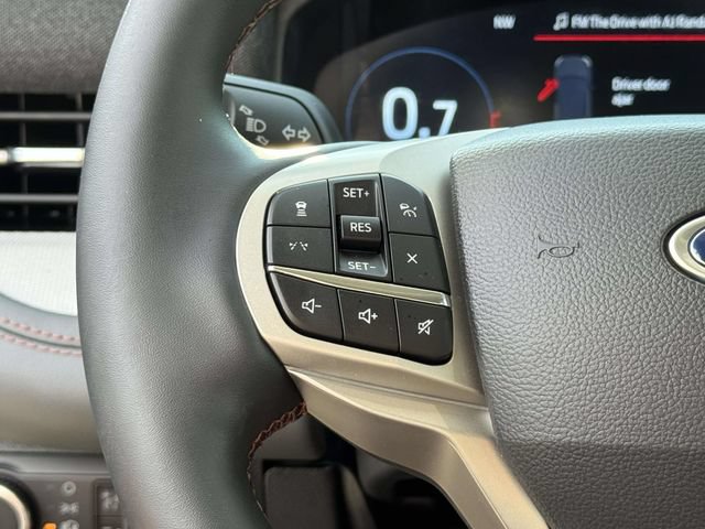 Used 2026 Ford Explorer Active w/ Active Comfort Package AWD/4WD image 24
