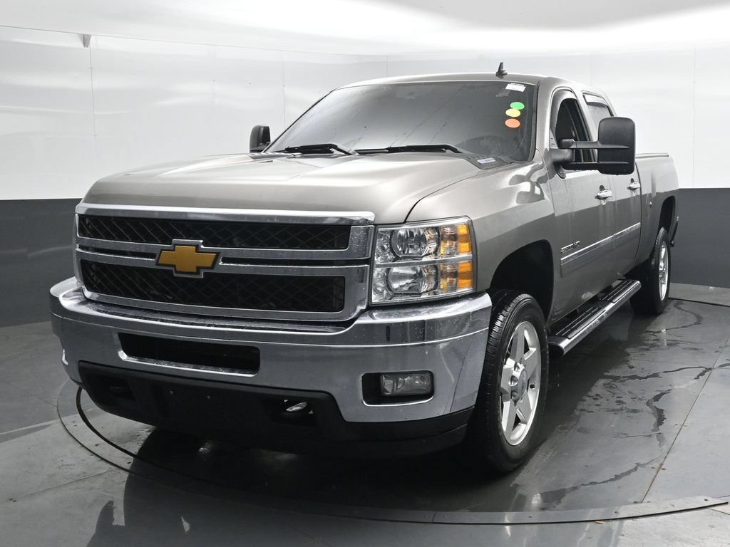 Used 2013 Chevrolet Silverado 2500 LT w/ Custom Sport Truck Package RWD image 8