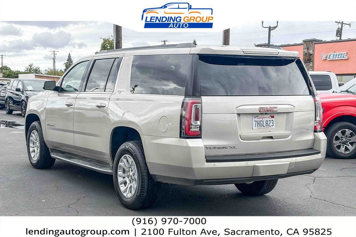 Used 2015 GMC Yukon XL SLT w/ Open Road Package image 2