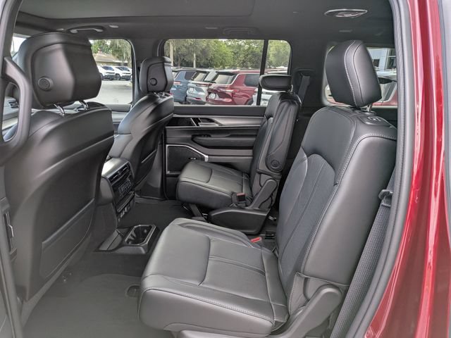 New 2026 Jeep Grand Wagoneer 4WD image 13