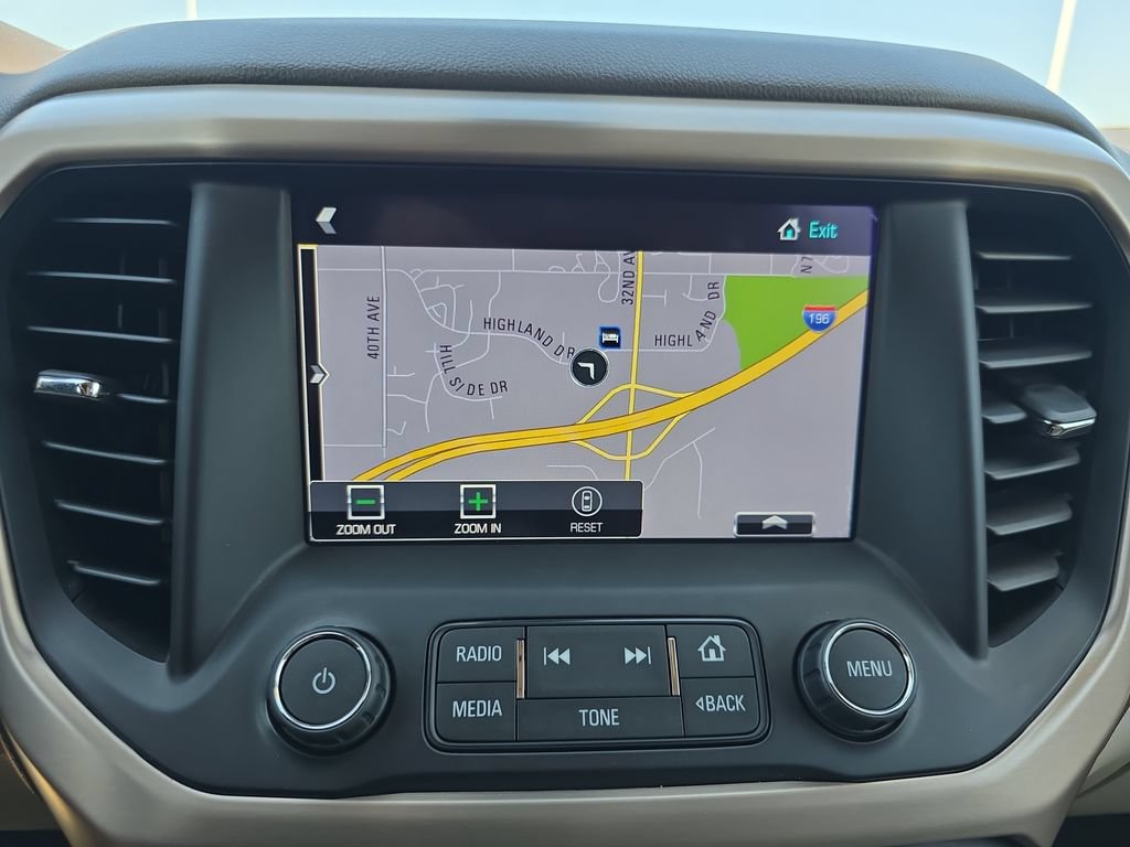 Certified 2019 GMC Acadia Denali w/ Technology Package AWD/4WD image 26