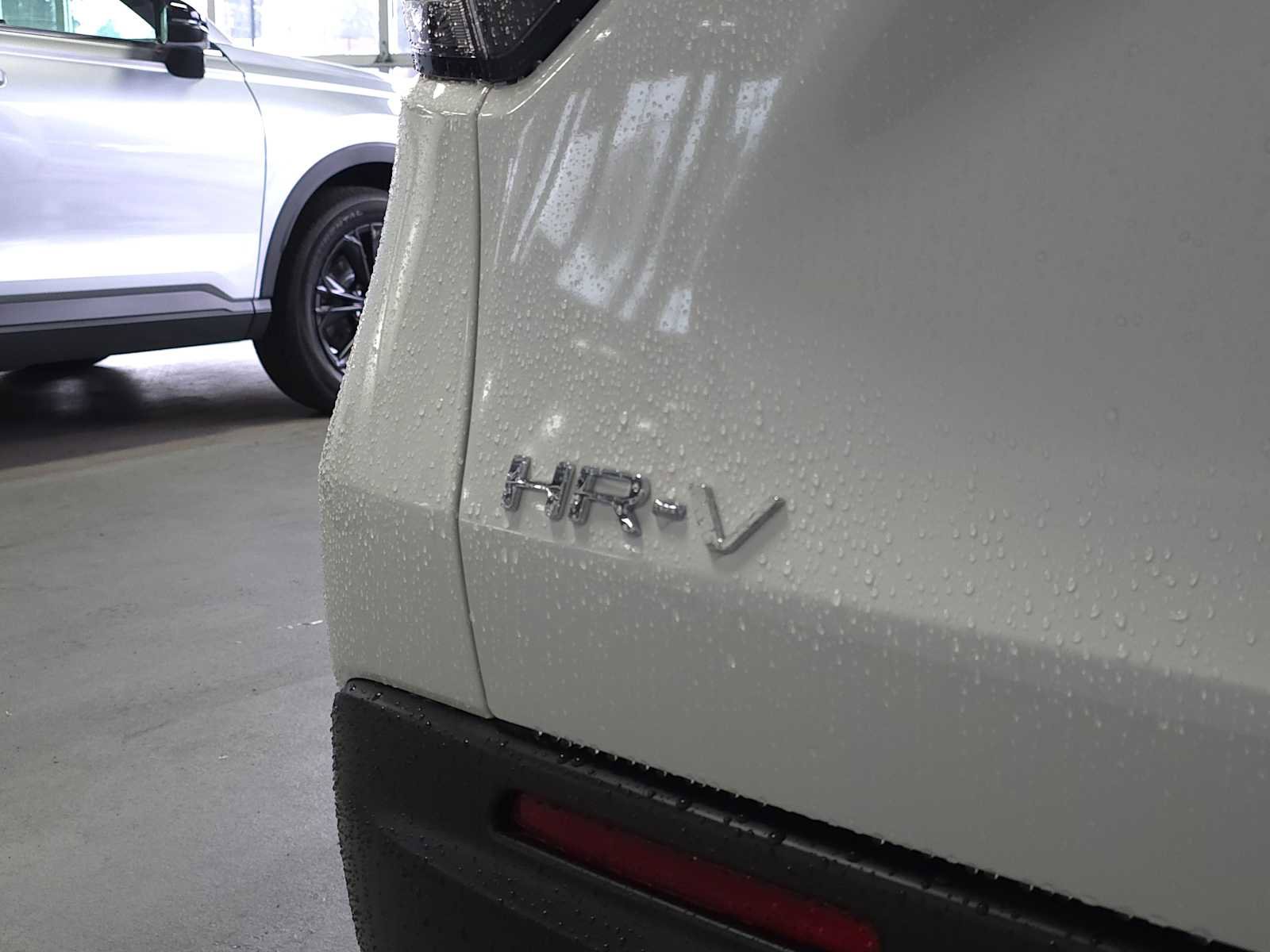 New 2025 Honda HR-V LX image 17