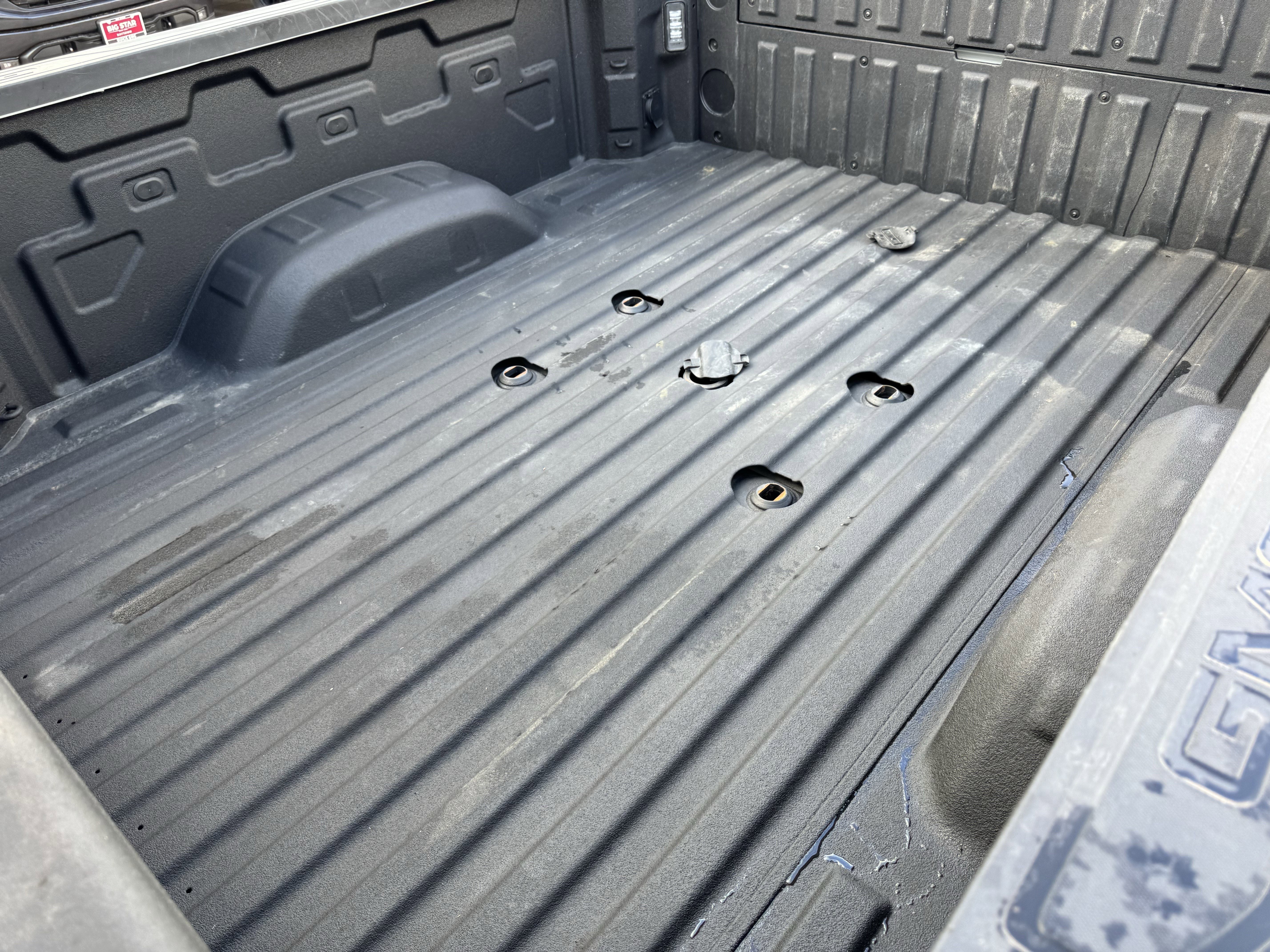 Used 2025 GMC Sierra 3500 AT4 image 31