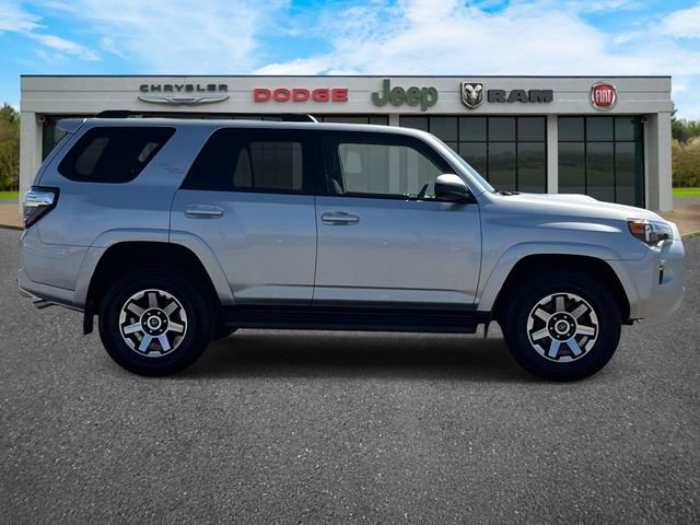 Used 2023 Toyota 4Runner TRD Off-Road image 28