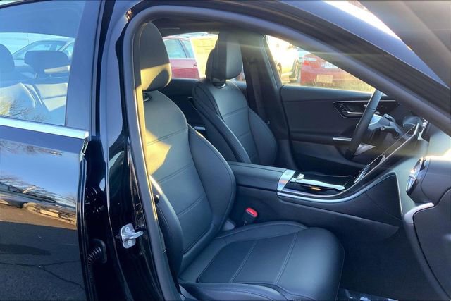 Used 2025 Mercedes-Benz C 300 4MATIC Sedan image 7