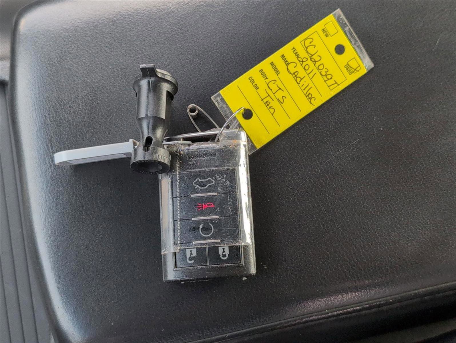 Used 2011 Cadillac STS RWD image 10