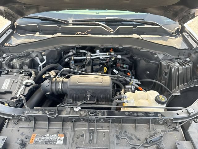 Used 2024 Ford Explorer XLT RWD image 26