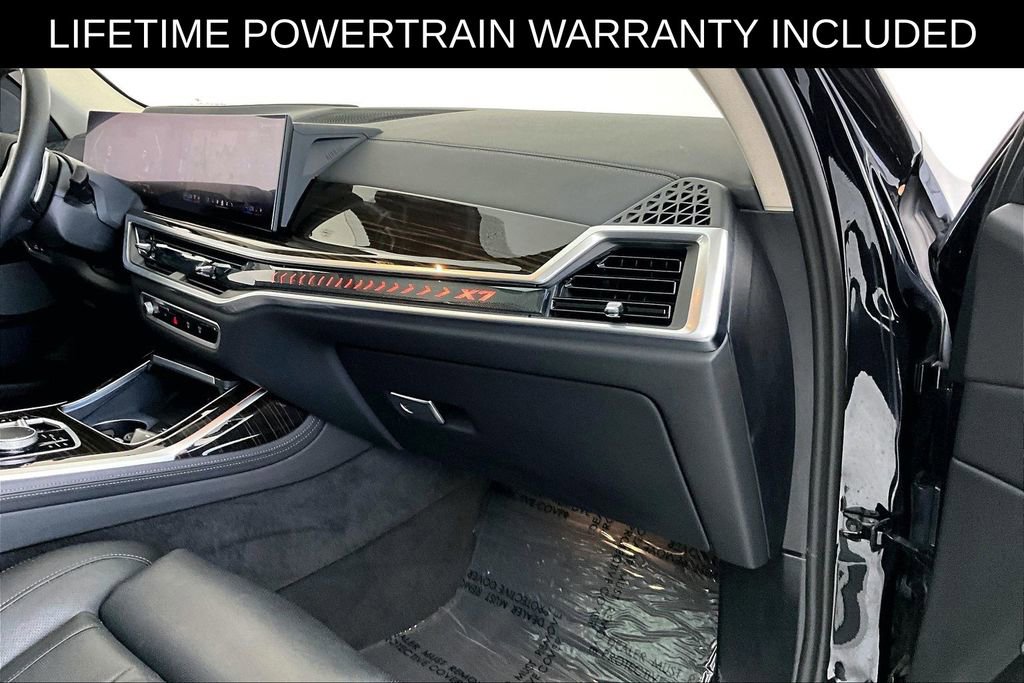 Used 2025 BMW X7 xDrive40i image 21