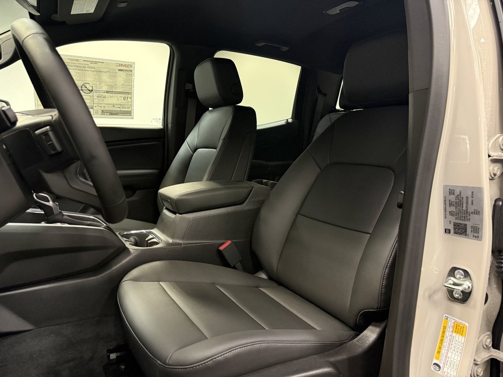 New 2026 GMC Canyon Elevation w/ Convenience Package image 23
