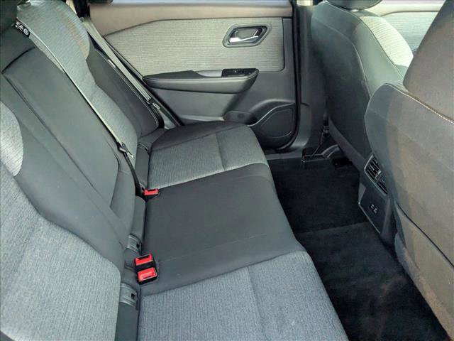 Used 2023 Nissan Rogue SV image 19