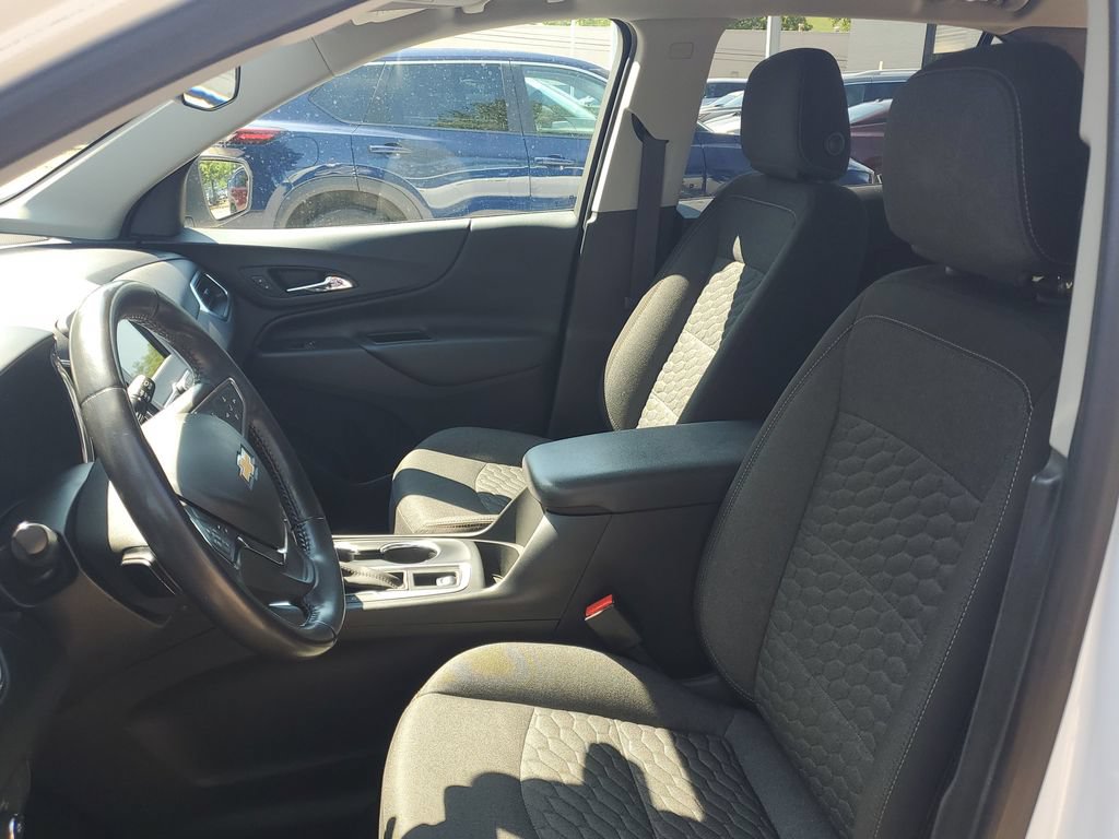 Used 2019 Chevrolet Equinox LT w/ Driver Convenience Package FWD image 7