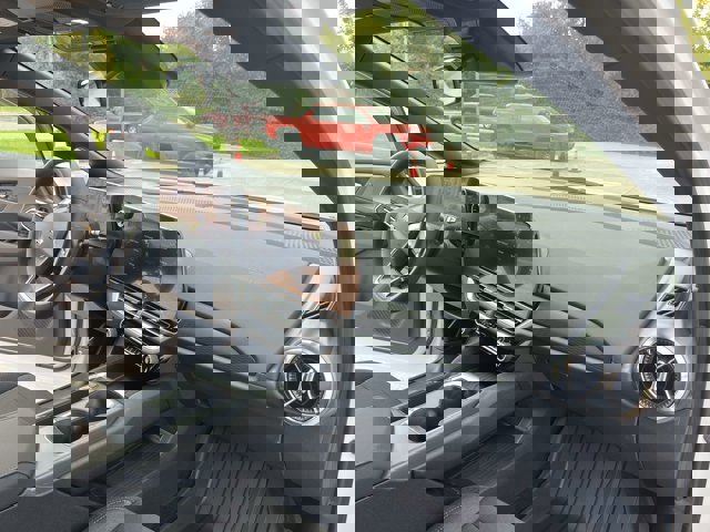 New 2026 Chevrolet Equinox EV LT image 29