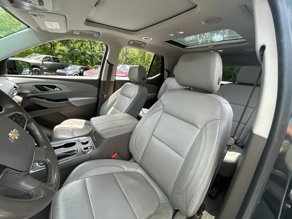 Used 2019 Chevrolet Traverse LT w/ LT Premium Package FWD image 13