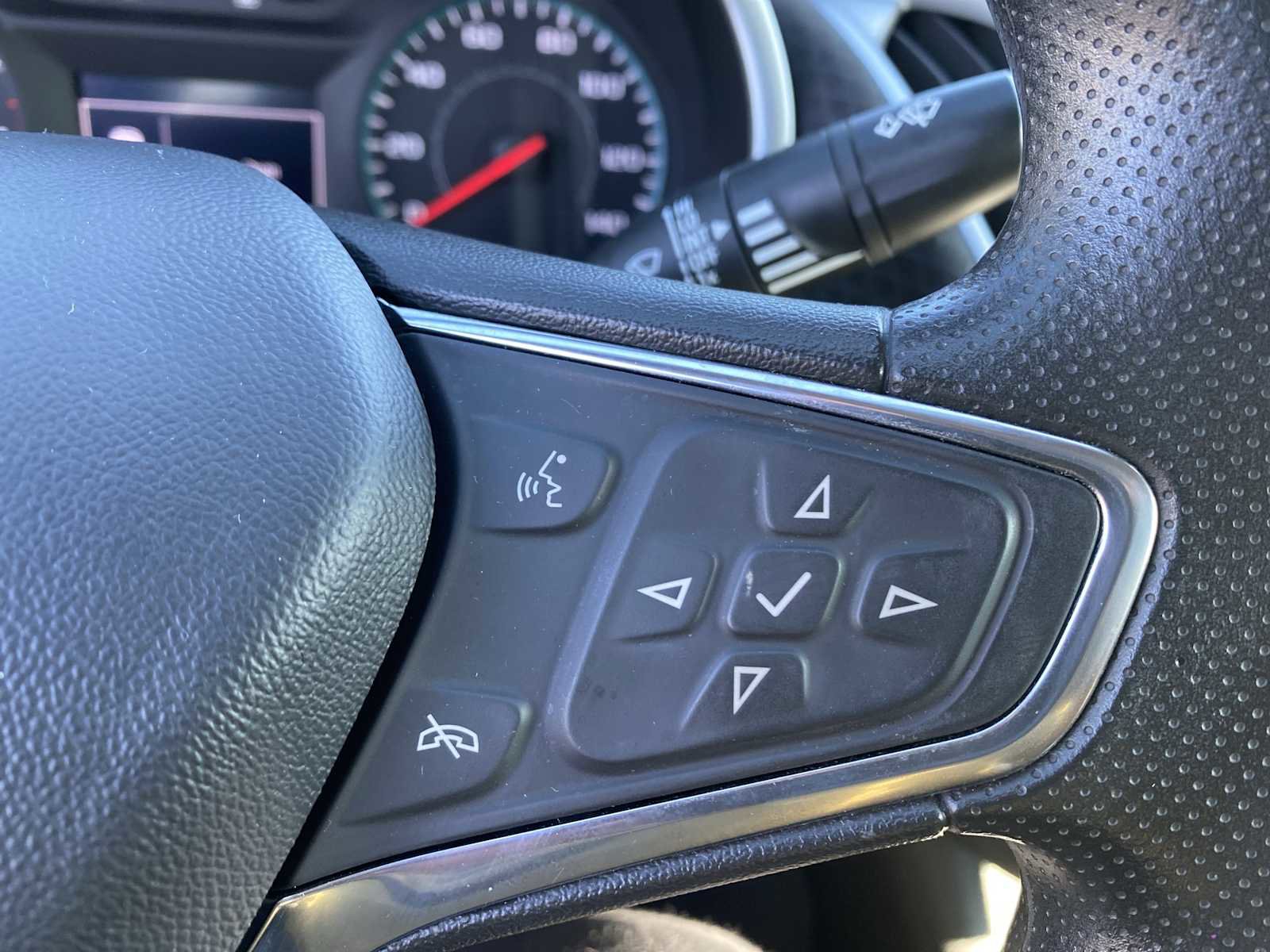 Used 2024 Chevrolet Malibu LT image 21