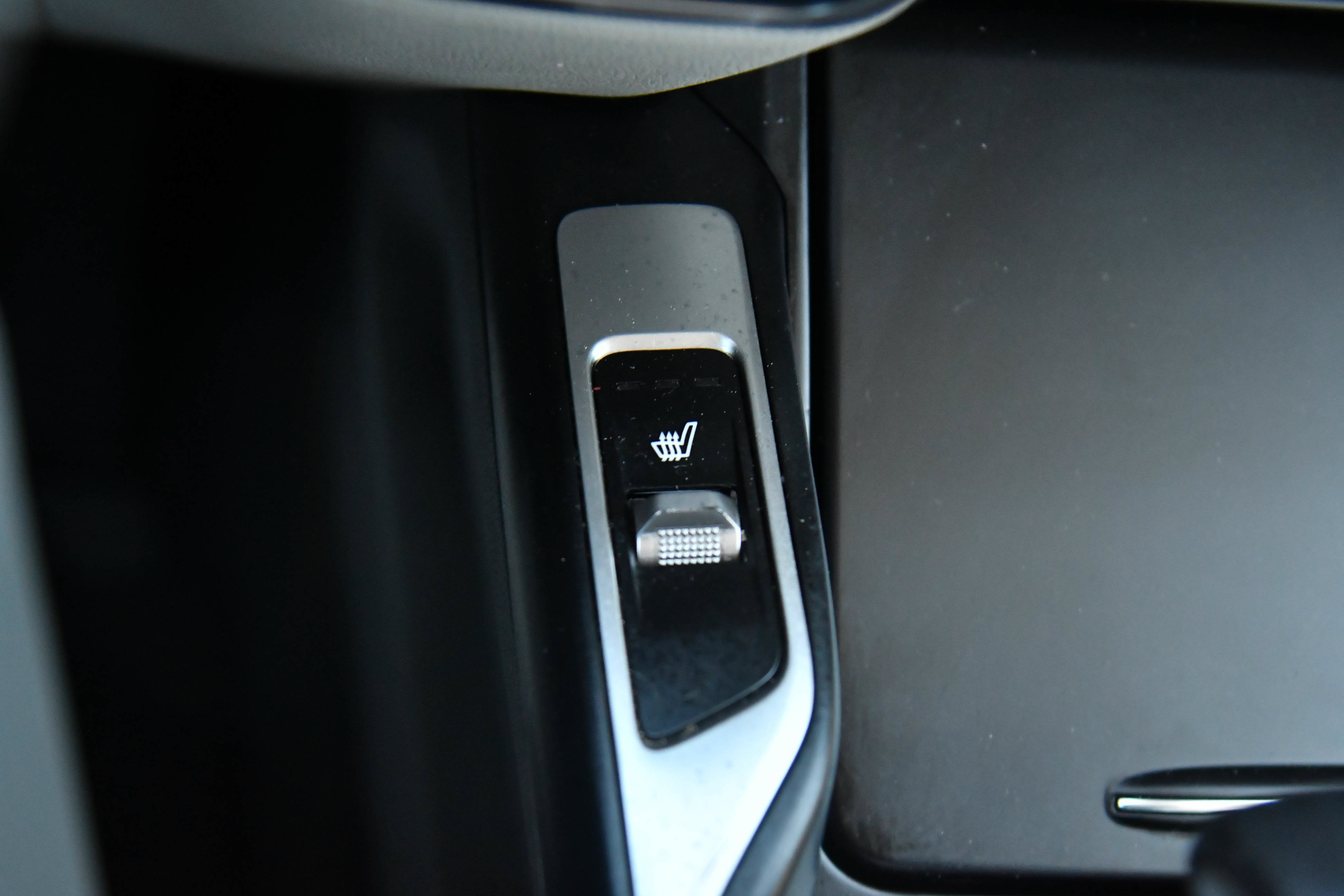 Used 2023 Kia Sorento EX FWD image 25