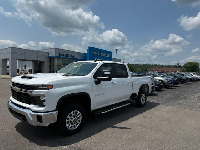 Used 2026 Chevrolet Silverado 2500 LT AWD/4WD image 3