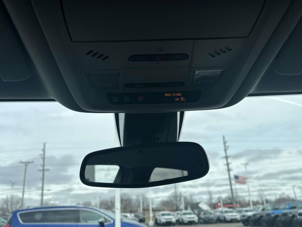 Used 2021 Chevrolet Blazer LT FWD image 29