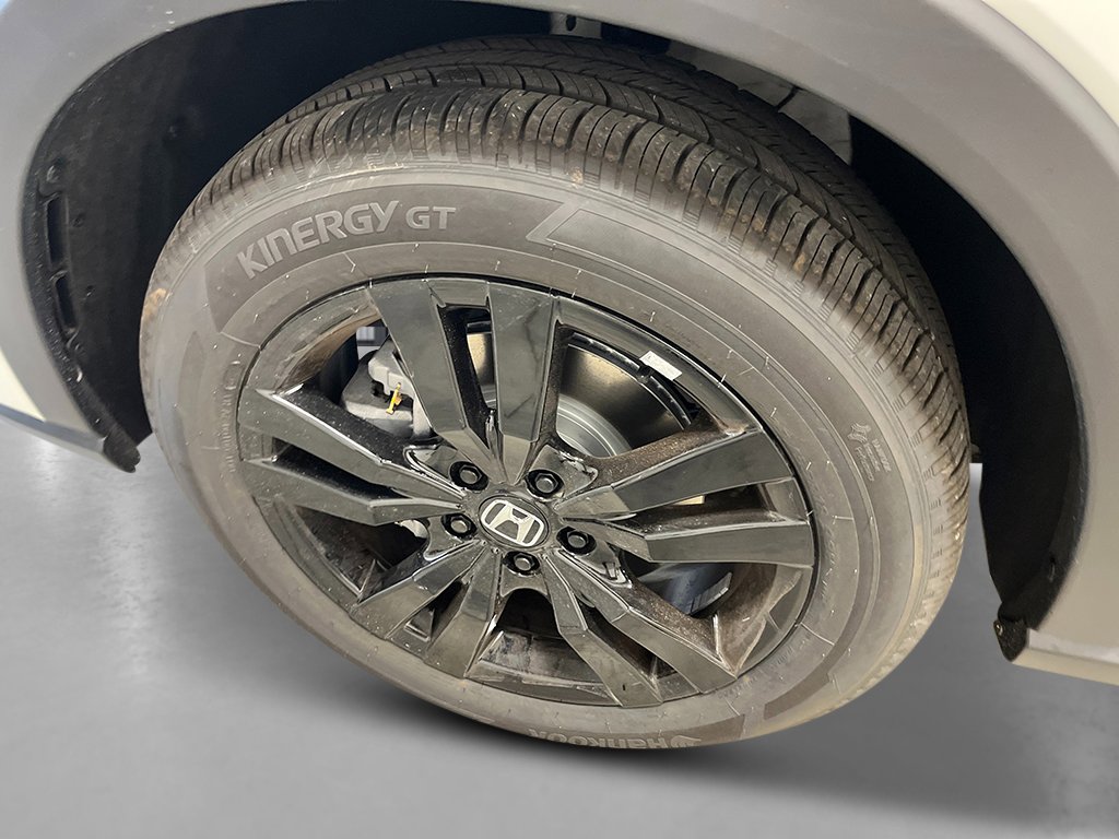 New 2026 Honda HR-V Sport image 11