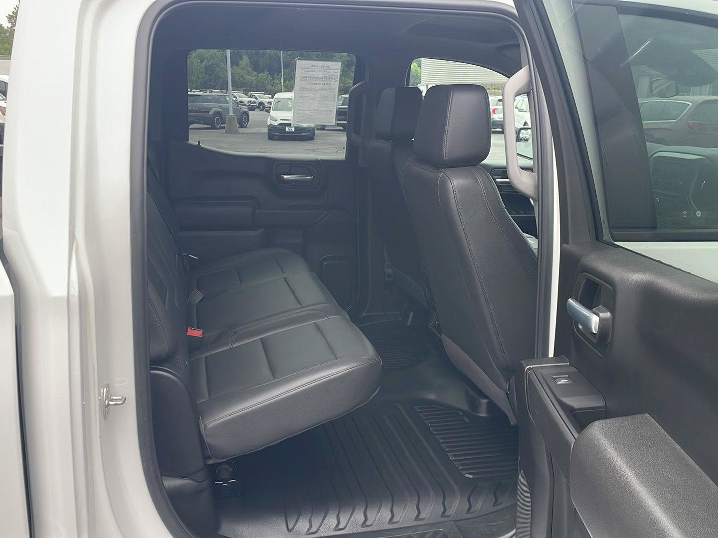 Used 2025 Chevrolet Silverado 1500 W/T w/ WT Value Package AWD/4WD image 24