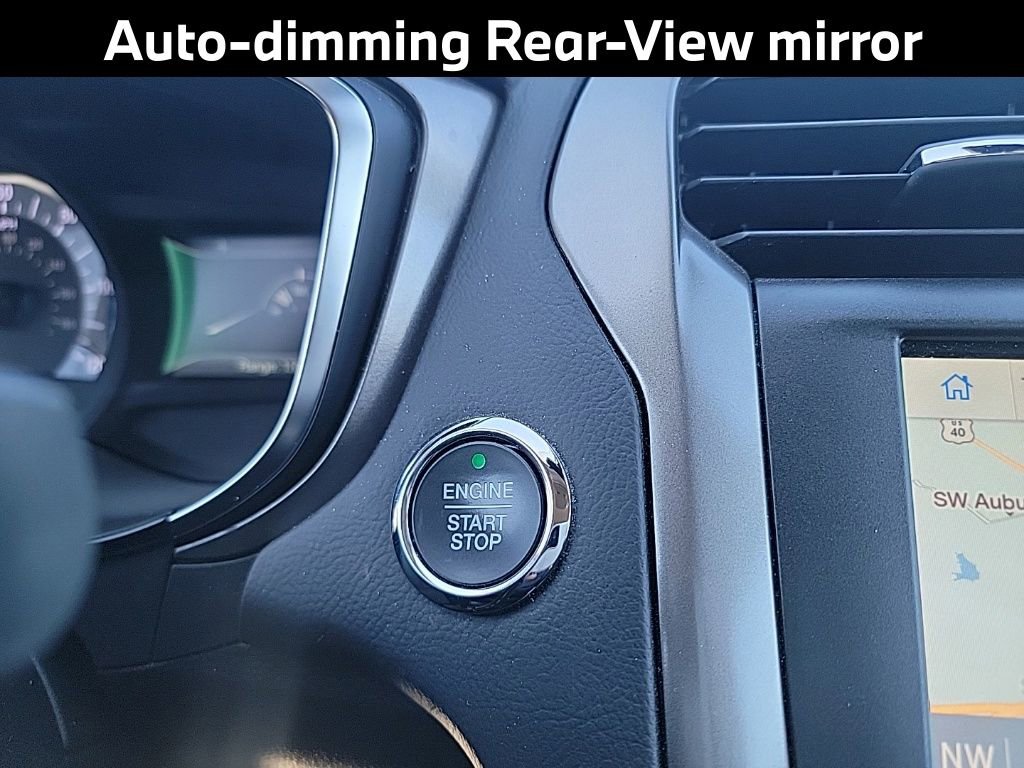 Used 2020 Ford Fusion SE image 19