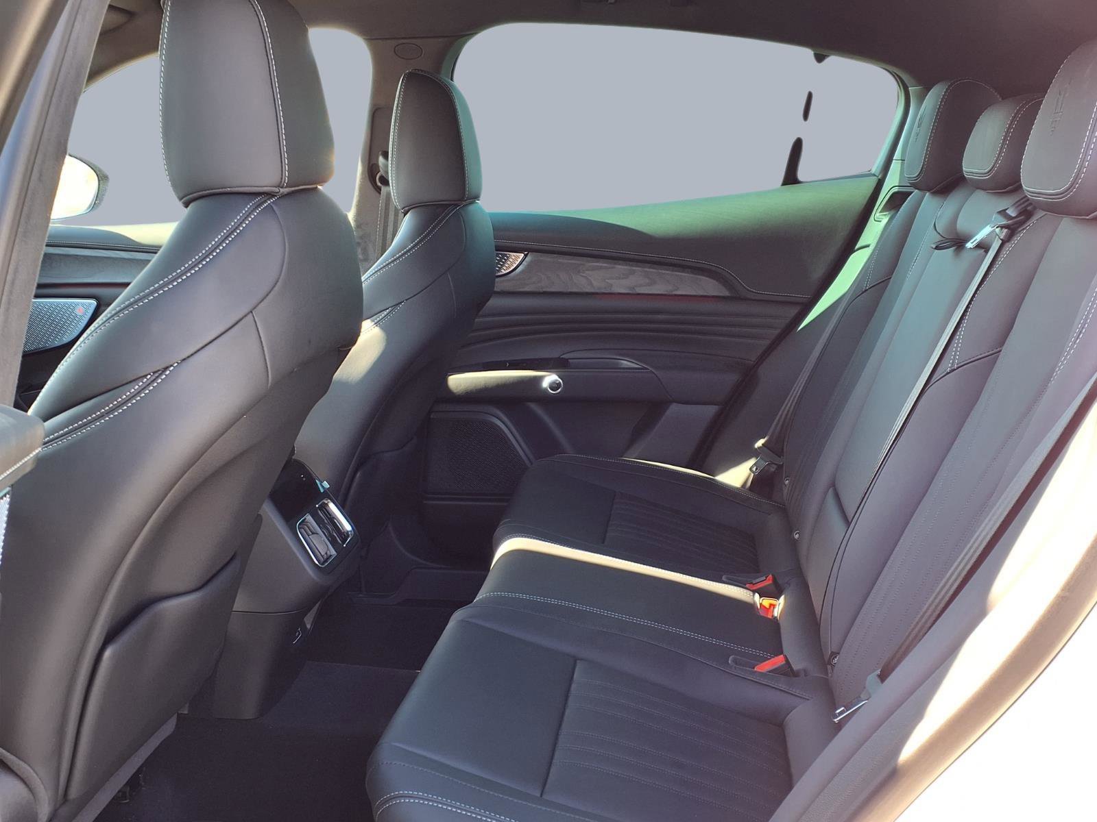 New 2026 Maserati Grecale Modena image 9