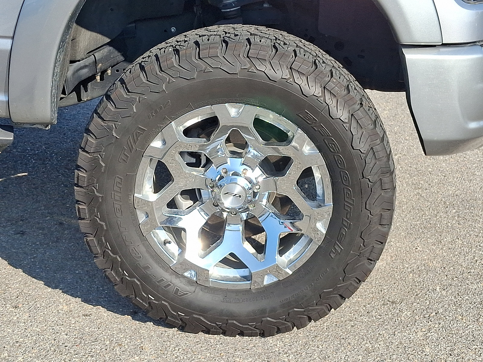 Used 2023 Ford F150 Lariat w/ Equipment Group 502A High AWD/4WD image 8