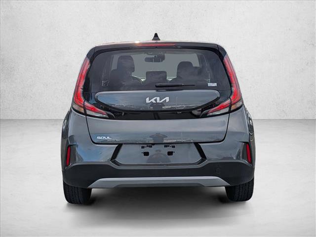 Used 2023 Kia Soul LX image 6