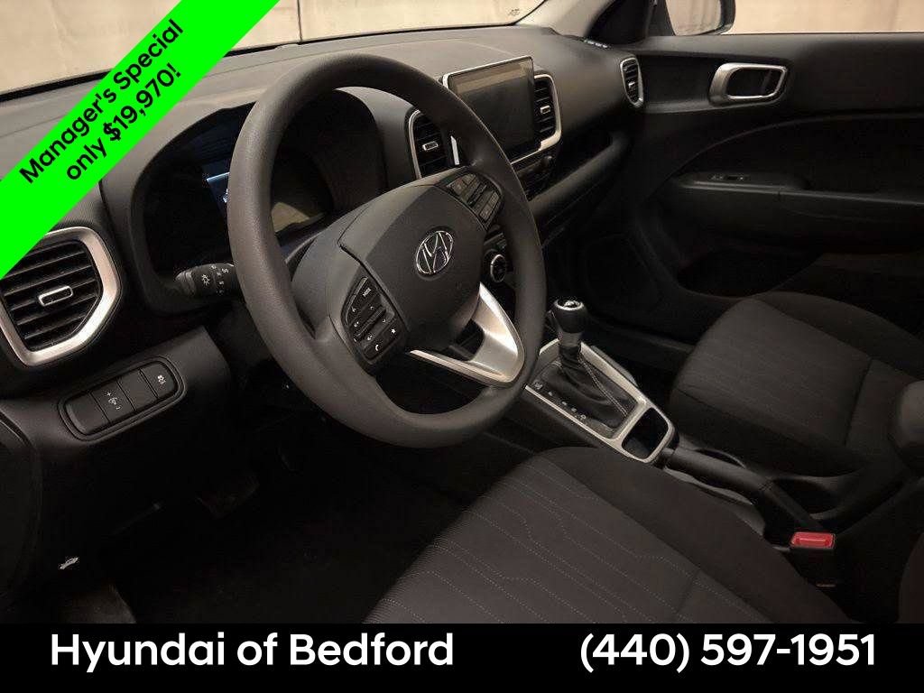 Certified 2026 Hyundai Venue SE FWD image 13
