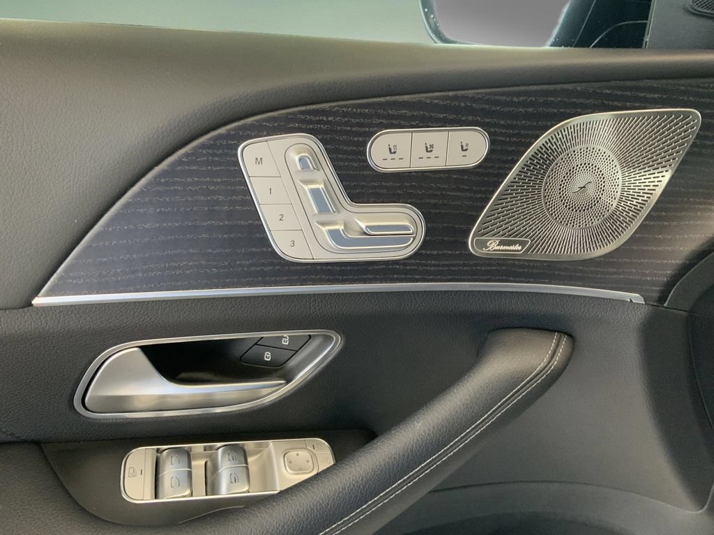 Used 2022 Mercedes-Benz GLS 450 4MATIC image 13