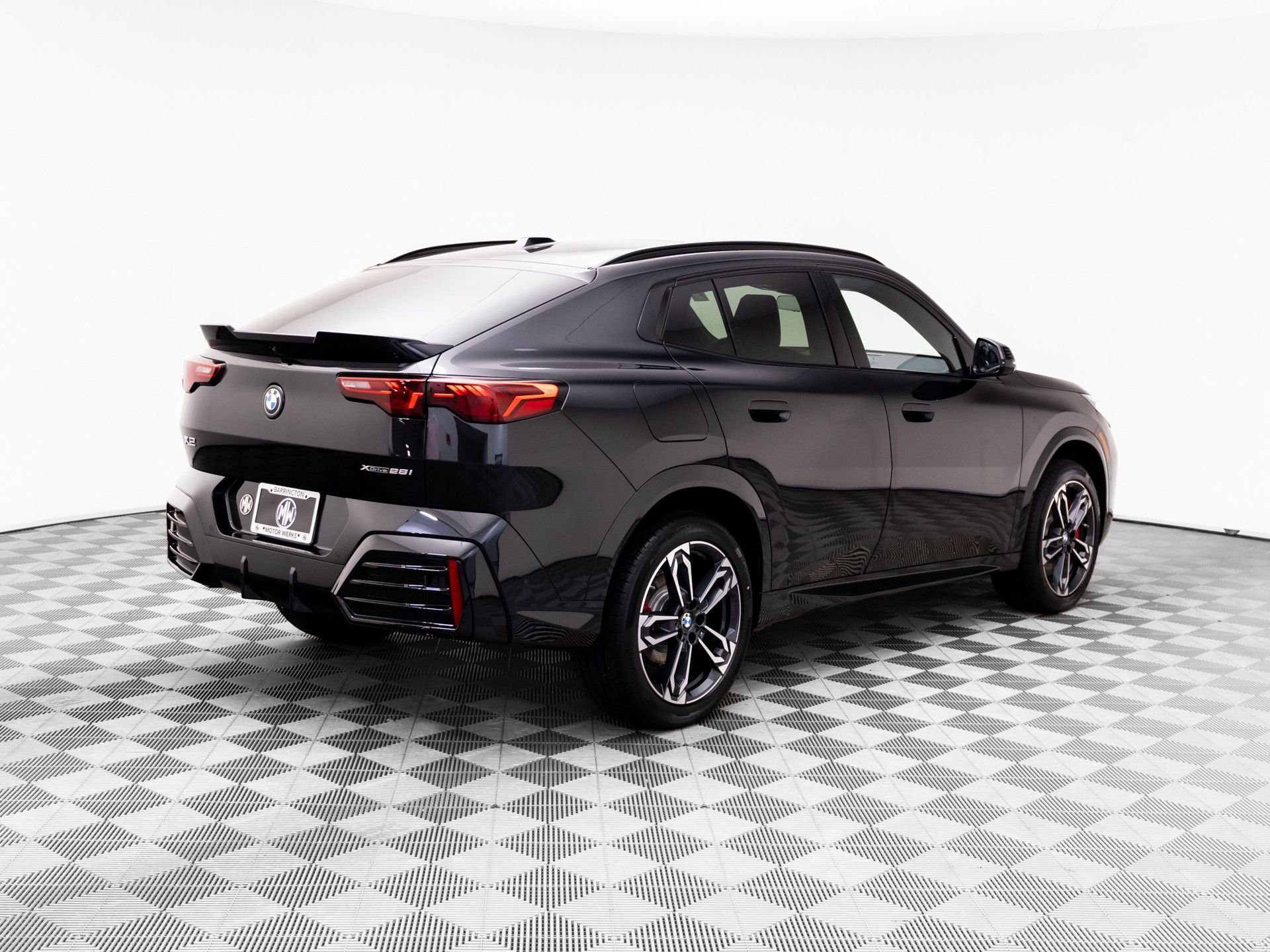 New 2026 BMW X2 xDrive28i w/ Technology Package AWD/4WD image 6