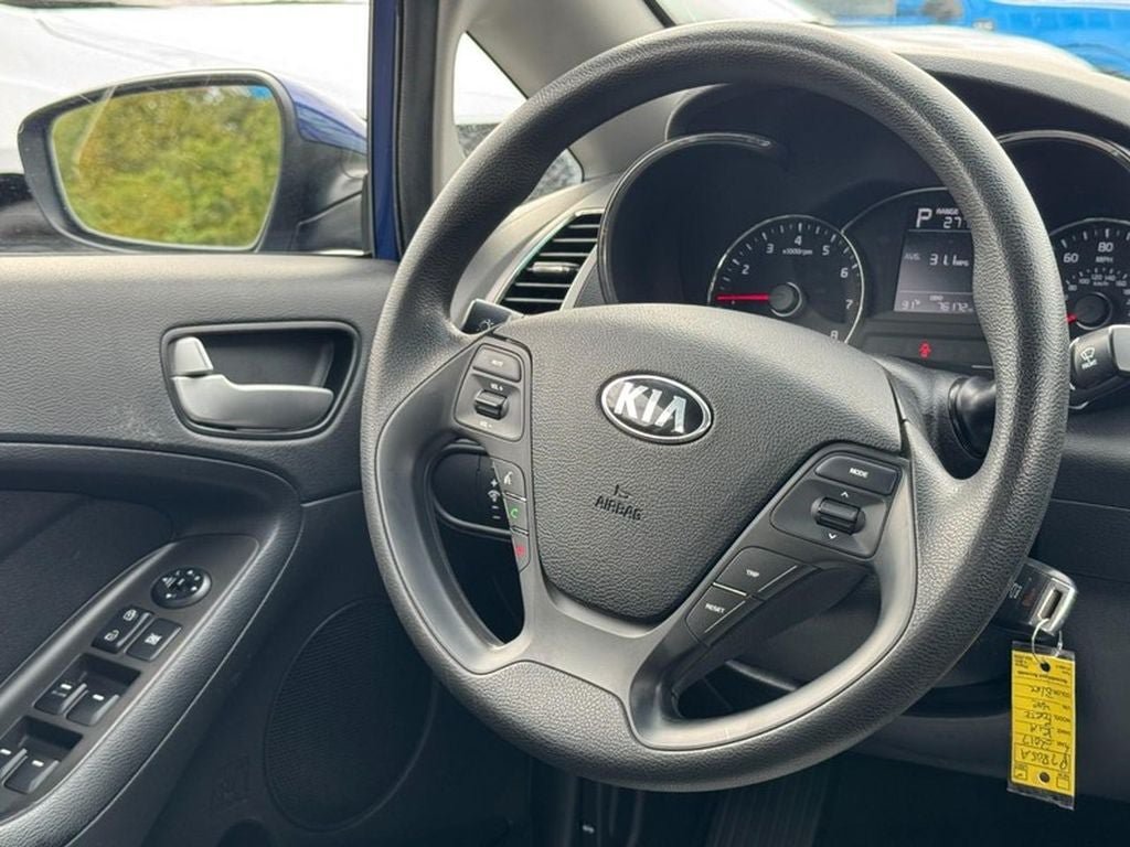 Used 2017 Kia Forte LX FWD image 14