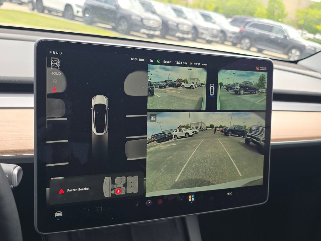Used 2025 Tesla Model Y Long Range RWD image 5