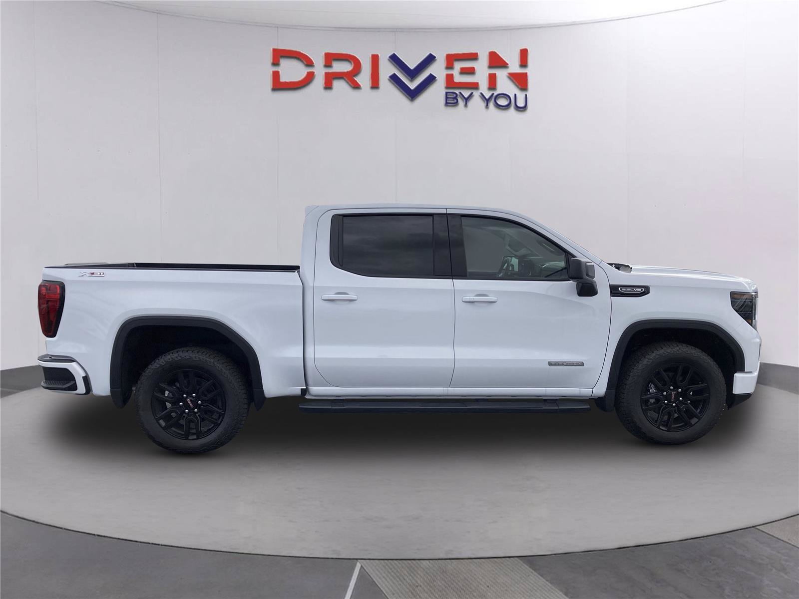 New 2026 GMC Sierra 1500 Elevation w/ X31 Off-Road Package AWD/4WD image 4