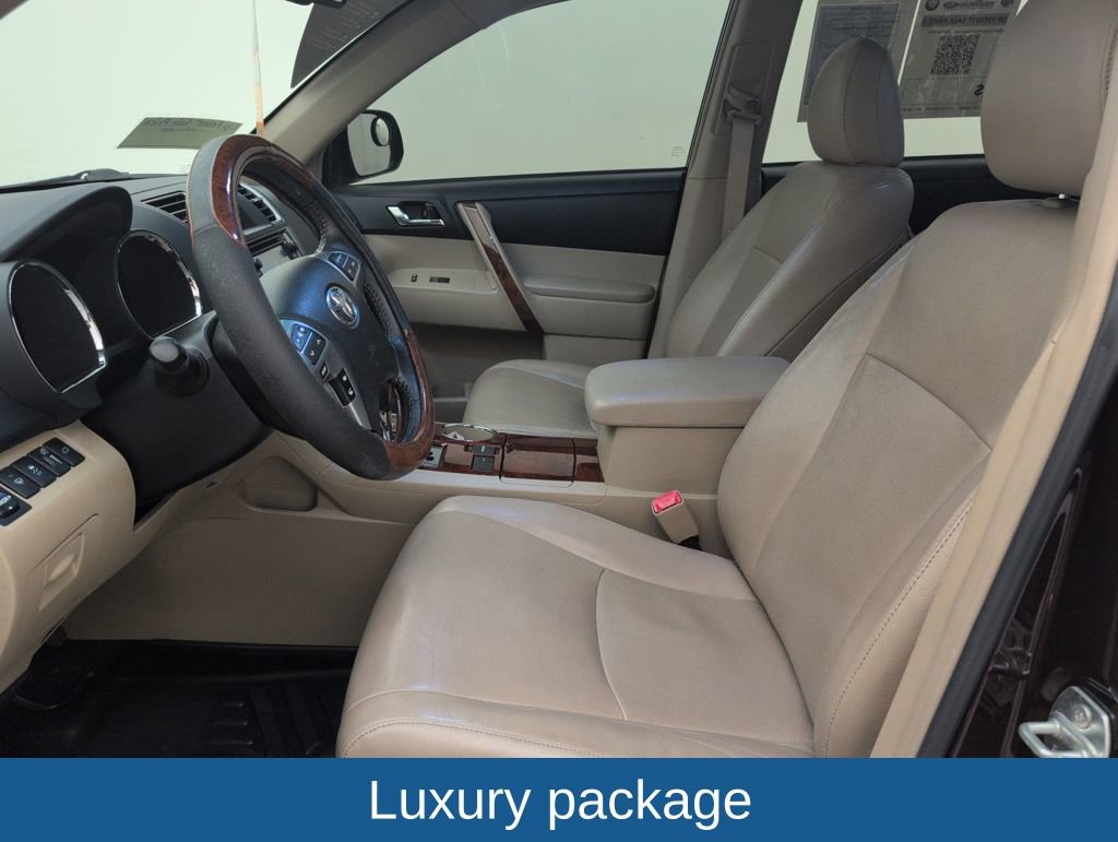 Used 2013 Toyota Highlander Limited image 4