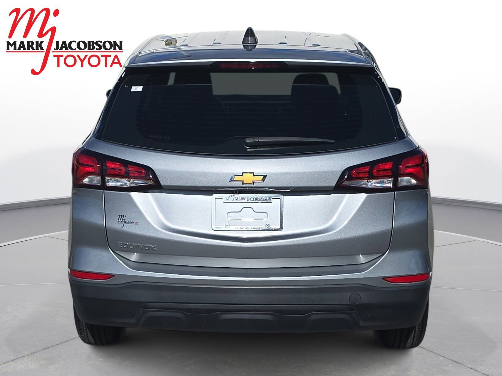 Used 2023 Chevrolet Equinox LS image 11