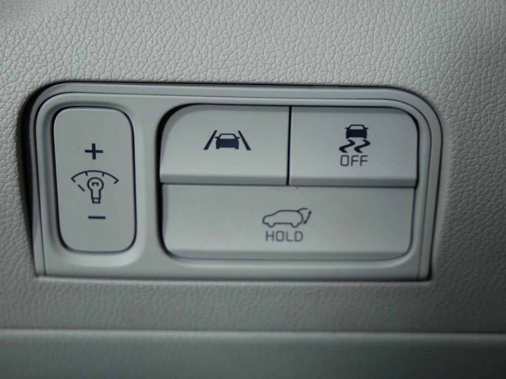 Certified 2023 Kia Sorento EX image 24