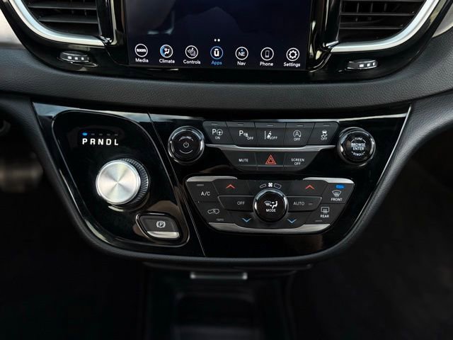 Used 2020 Chrysler Pacifica Touring-L w/ Advanced Safetytec Group image 26