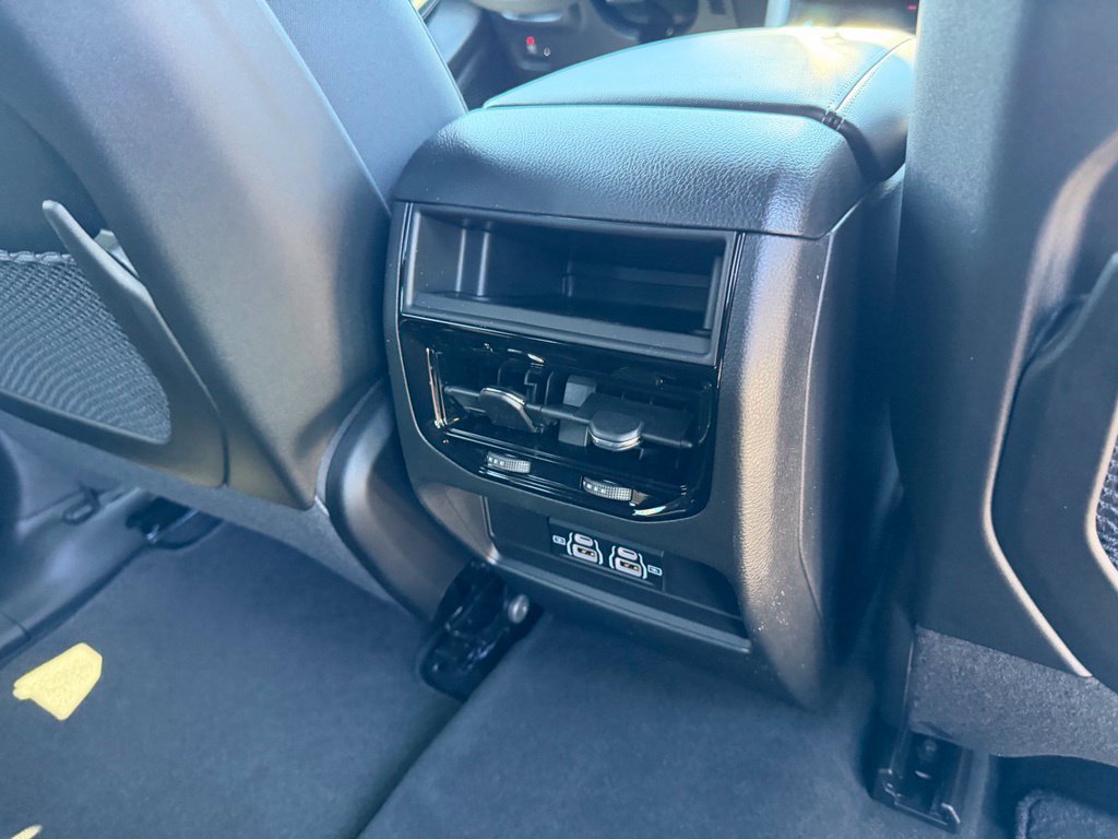 New 2026 Jeep Grand Cherokee Laredo RWD image 36