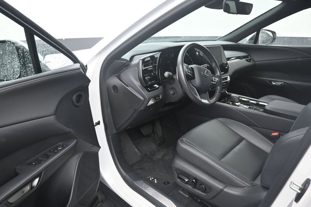 Used 2024 Lexus RX 350 FWD w/ Technology Package image 10